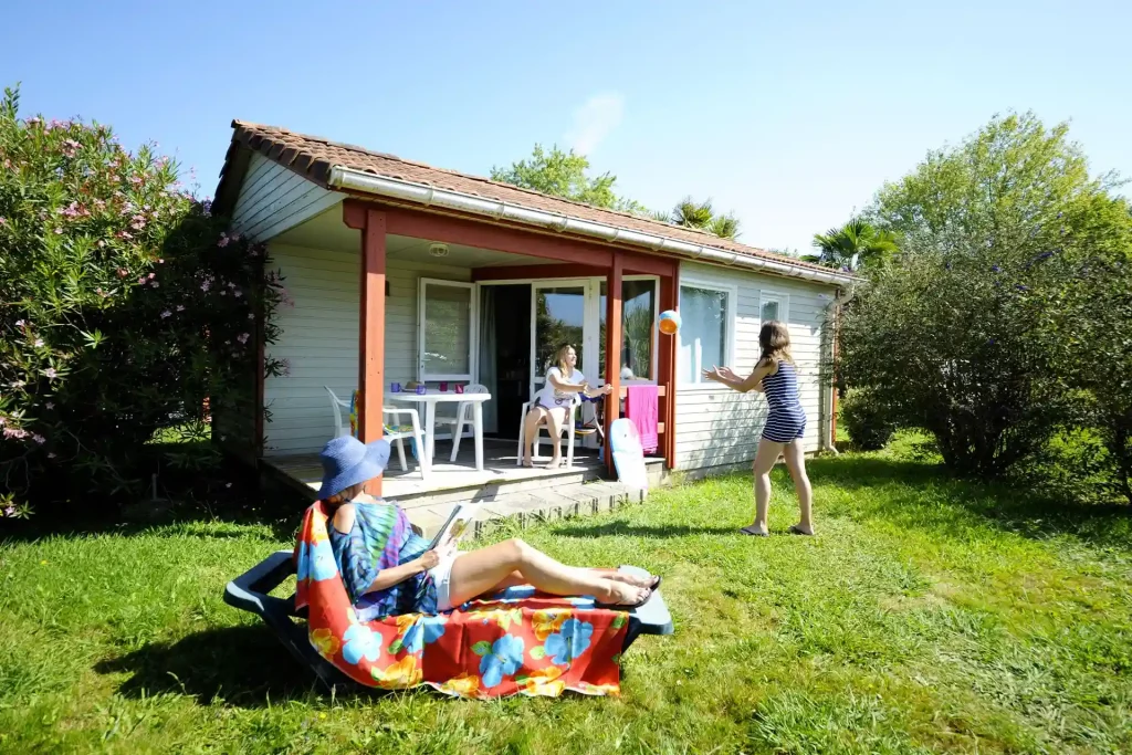 Mieten Sie eine günstige Unterkunft auf dem Campingplatz Lou P'tit Poun in den Landes.
